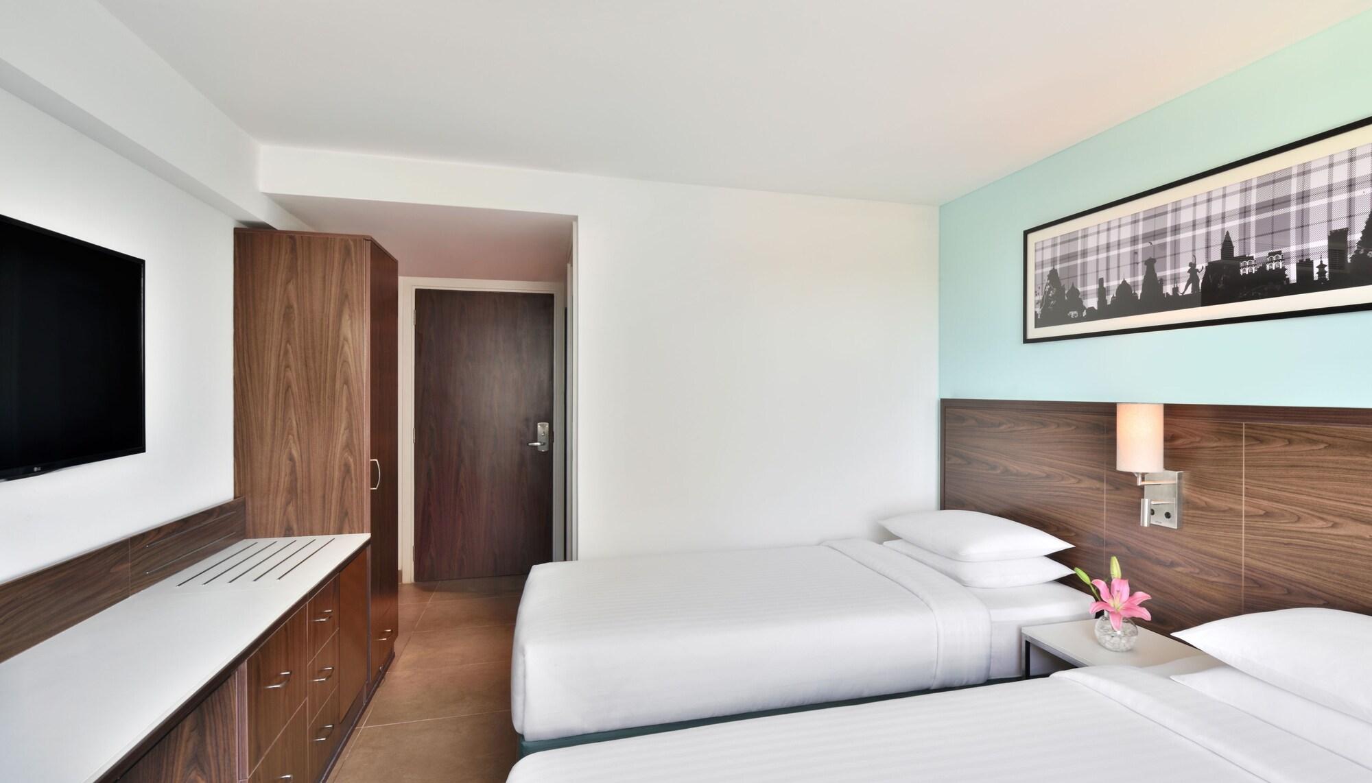Hotel Fairfield By Marriott Bengaluru Whitefield Esterno foto