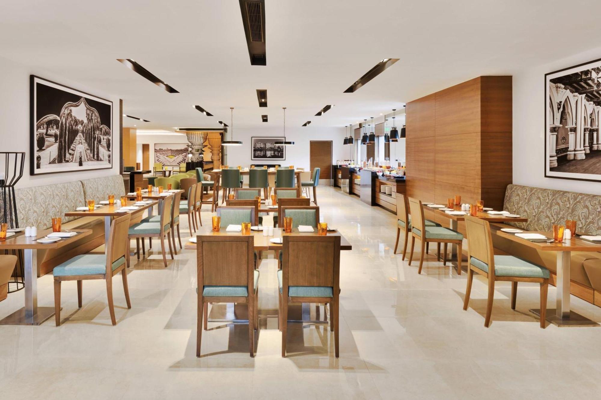 Hotel Fairfield By Marriott Bengaluru Whitefield Esterno foto