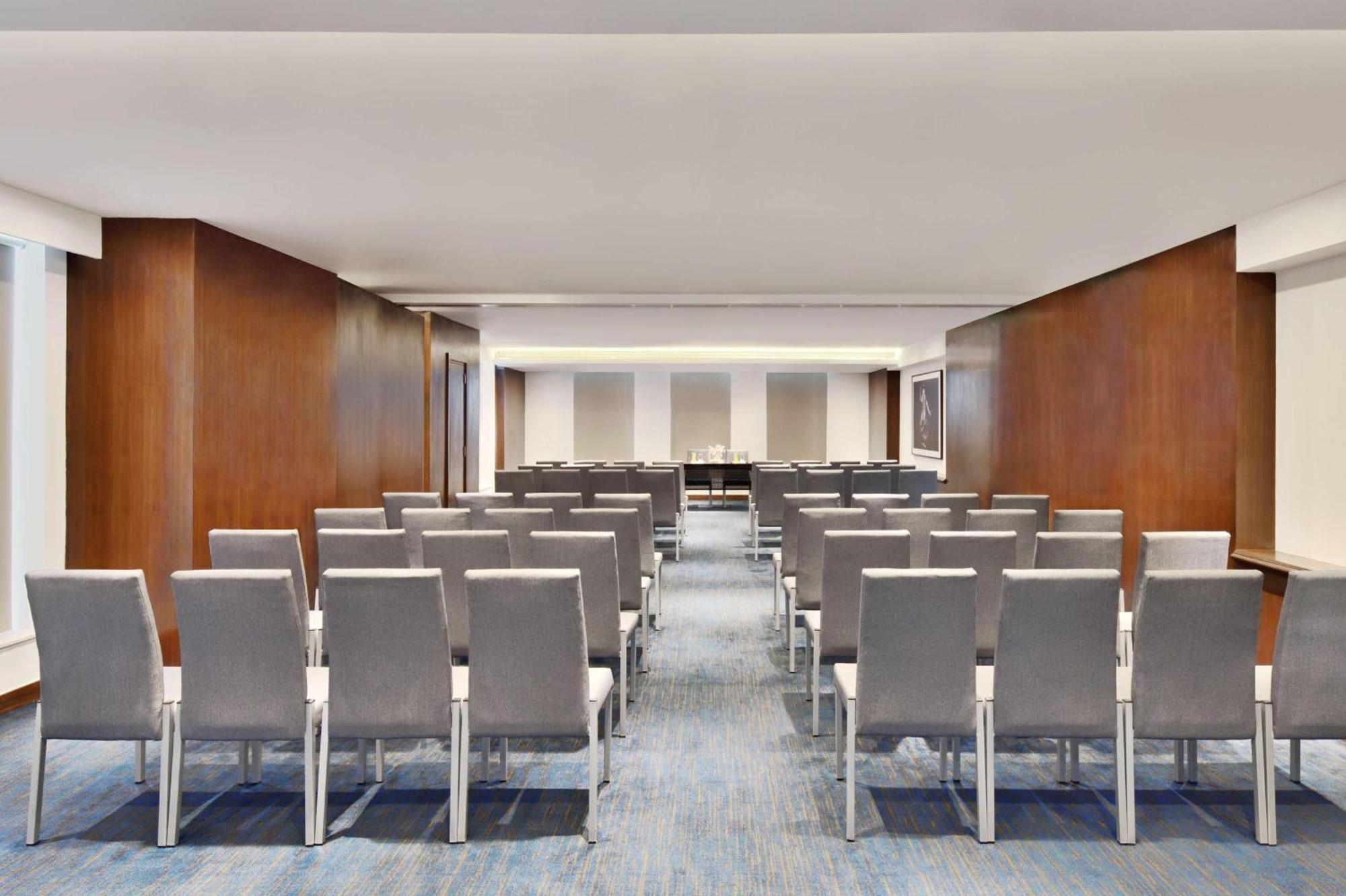 Hotel Fairfield By Marriott Bengaluru Whitefield Esterno foto